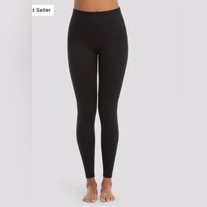 Spanx EcoCare Seamless Leggings size small. Worn once!